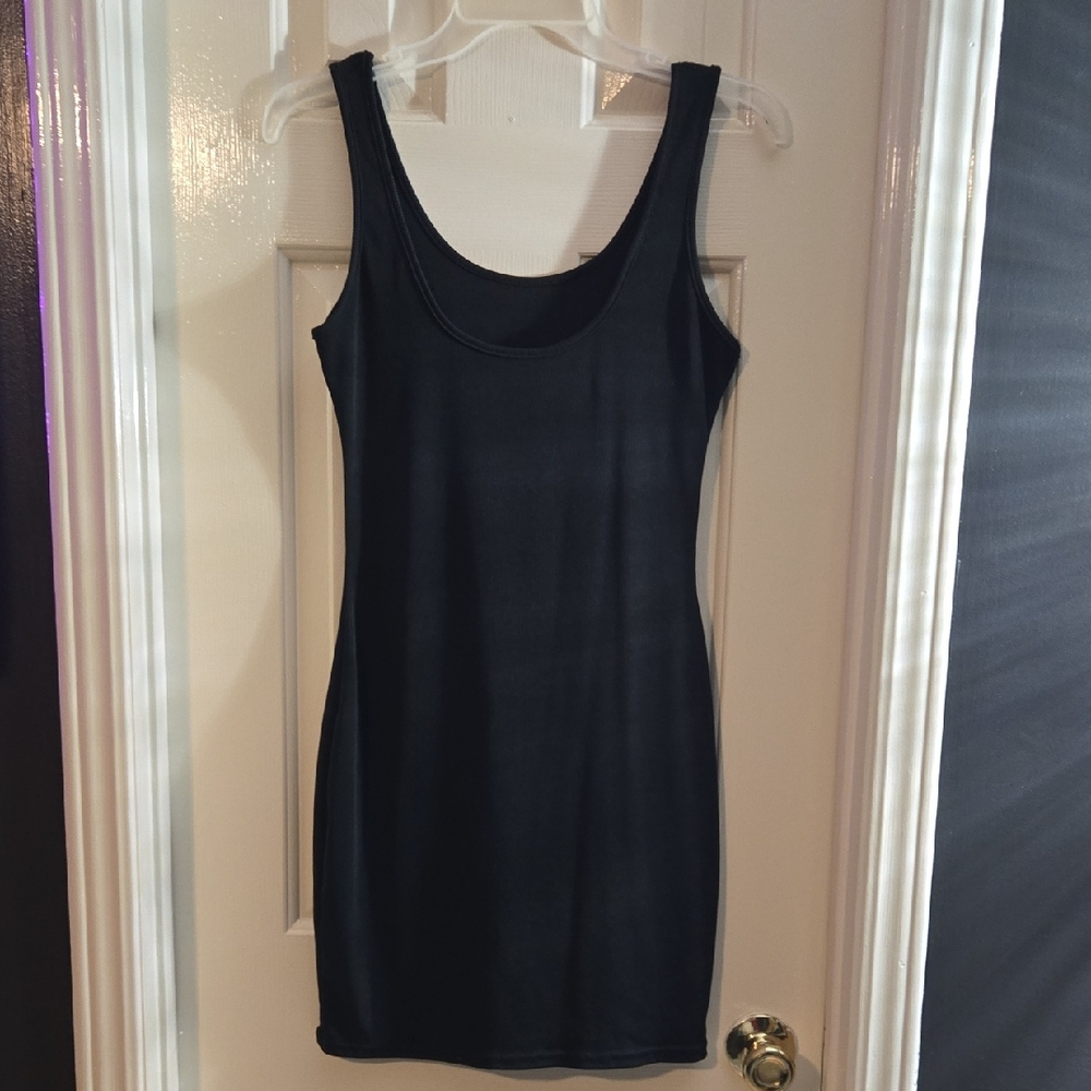 Black Sleeveless Bodycon Dress/ 🎈5 For $30